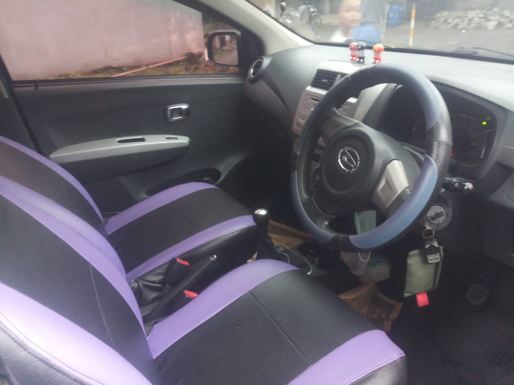 2013 Daihatsu Ayla  2013 Daihatsu Ayla