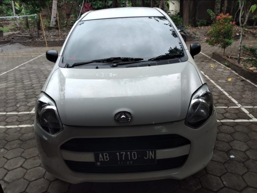 2013 Daihatsu Ayla 