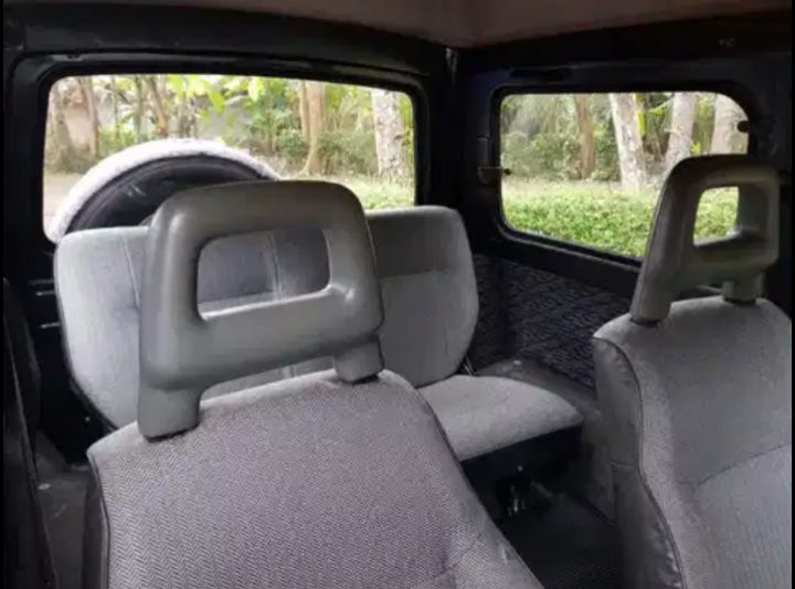 2000 Suzuki Jimny Single Tone MT 2000 Suzuki Jimny Single Tone MT