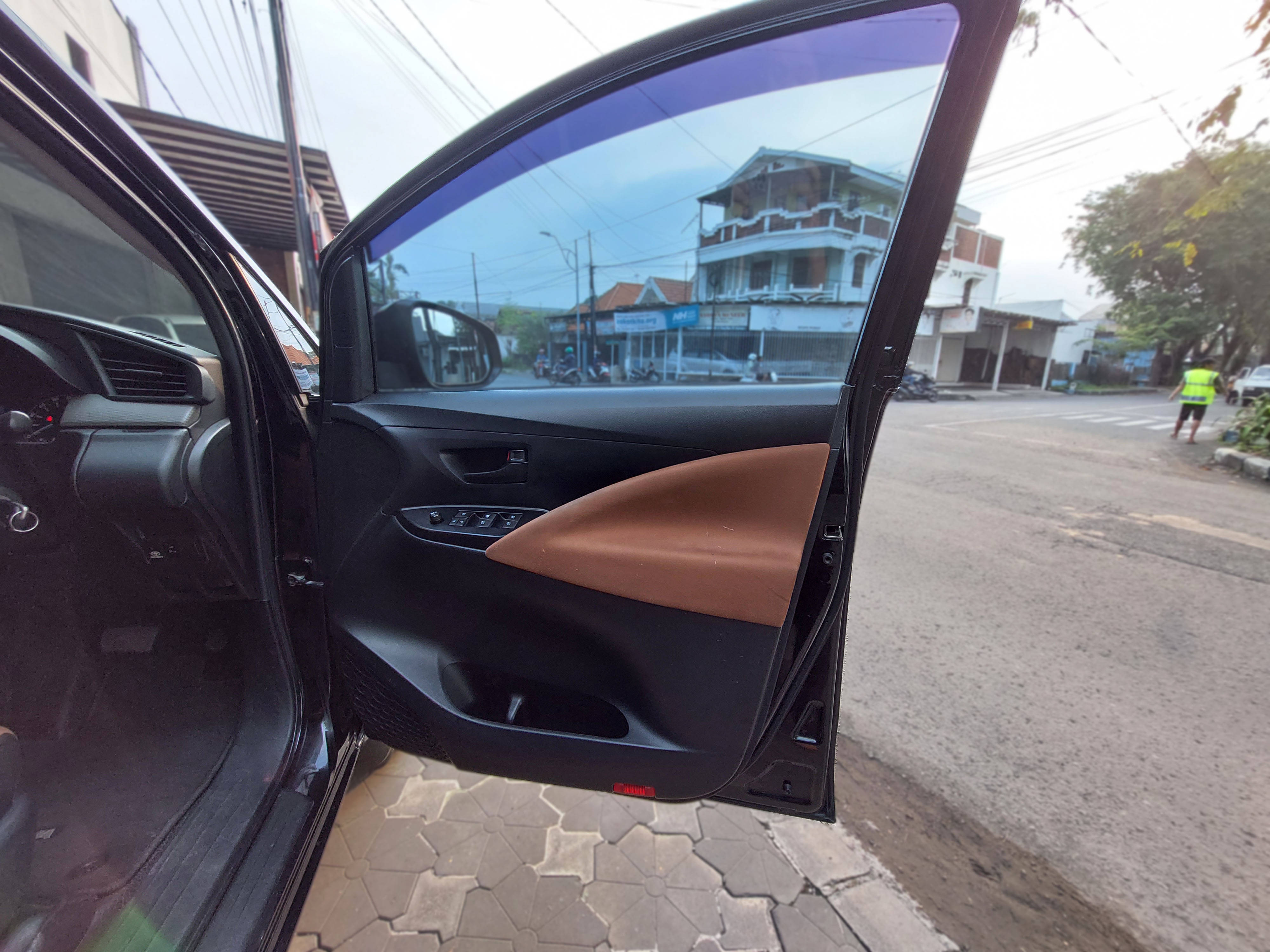Dijual 2017 Toyota Kijang Innova 2.0 G AT 2.0 G AT Bekas