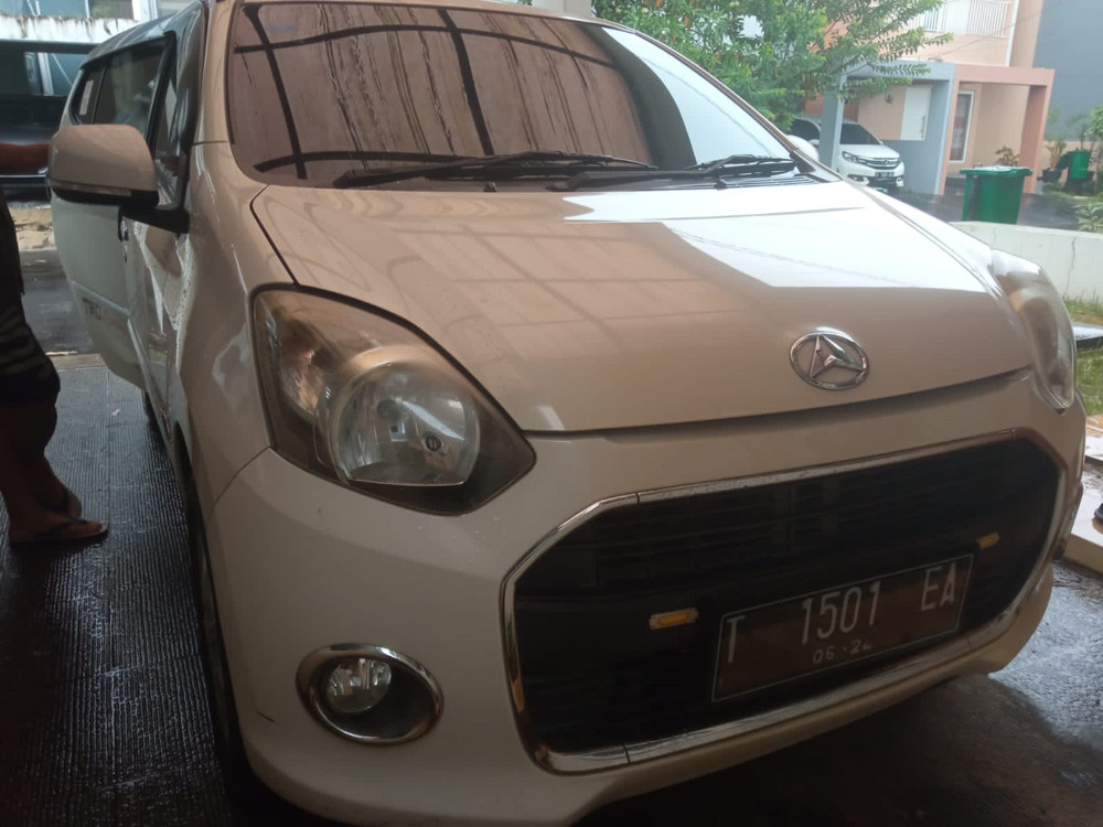 Second Hand 2014 Daihatsu Ayla  1.0 X MT Second Hand 2014 Daihatsu Ayla  1.0 X MT
