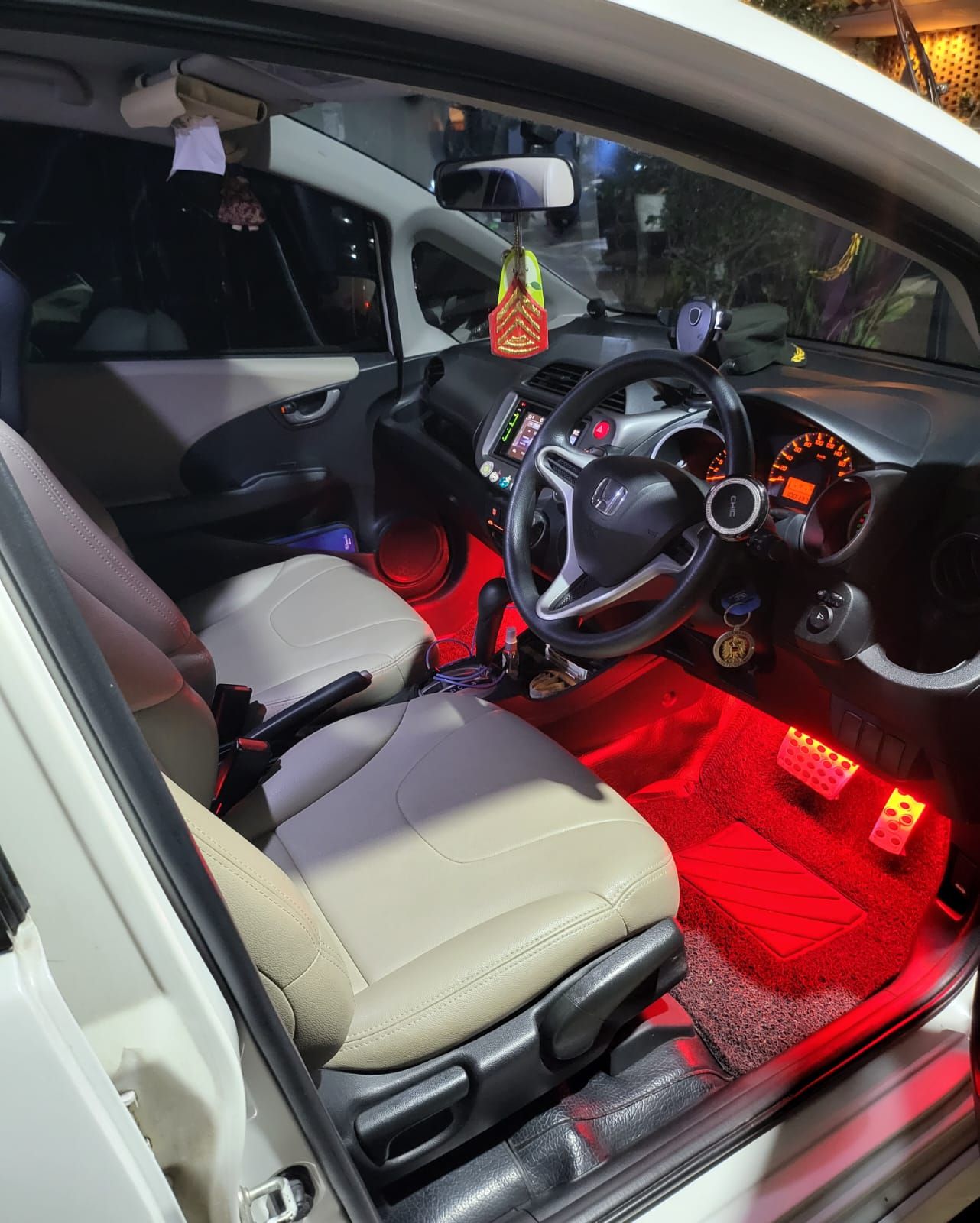 2013 Honda Jazz VTEC 1.5L AT 2013 Honda Jazz VTEC 1.5L AT