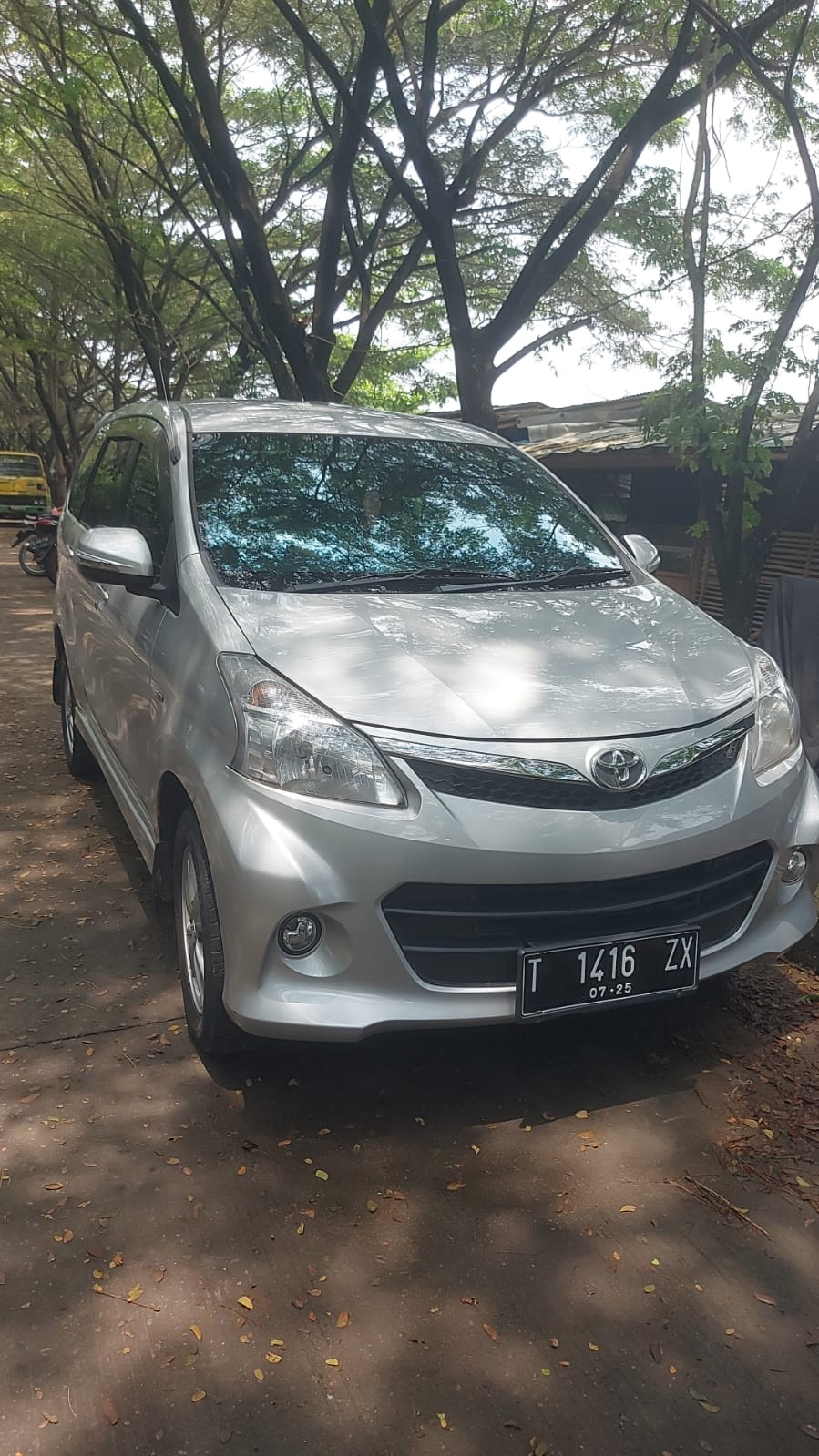 2012 Toyota Avanza Veloz  1.5 MT Bekas 2012 Toyota Avanza Veloz  1.5 MT Bekas