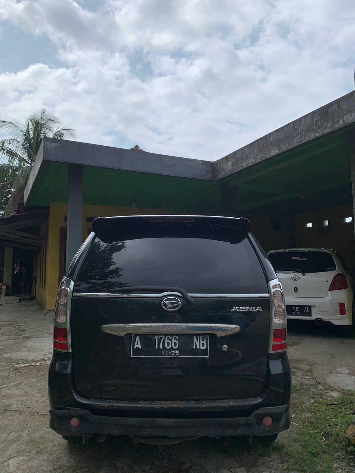 2006 Daihatsu Xenia  X VVTI 1.3 MT 2006 Daihatsu Xenia  X VVTI 1.3 MT