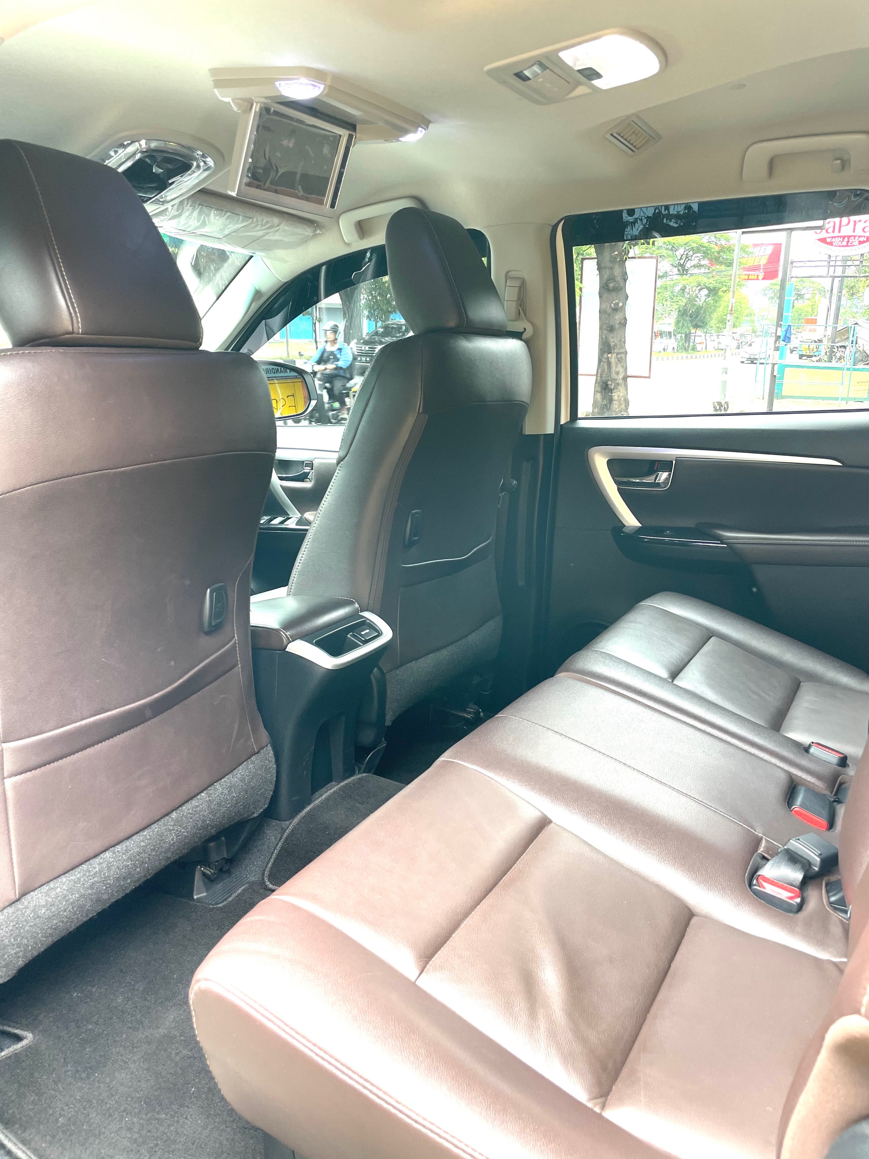 2020 Toyota Fortuner VRZ 4X2 TRD 2.4L AT 2020 Toyota Fortuner VRZ 4X2 TRD 2.4L AT