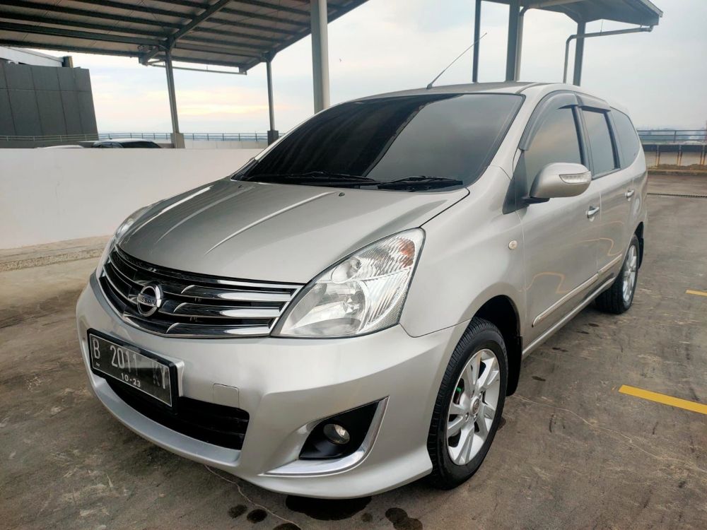 Used 2013 Nissan Grand Livina 1.5 Ultimate AT 1.5 Ultimate AT