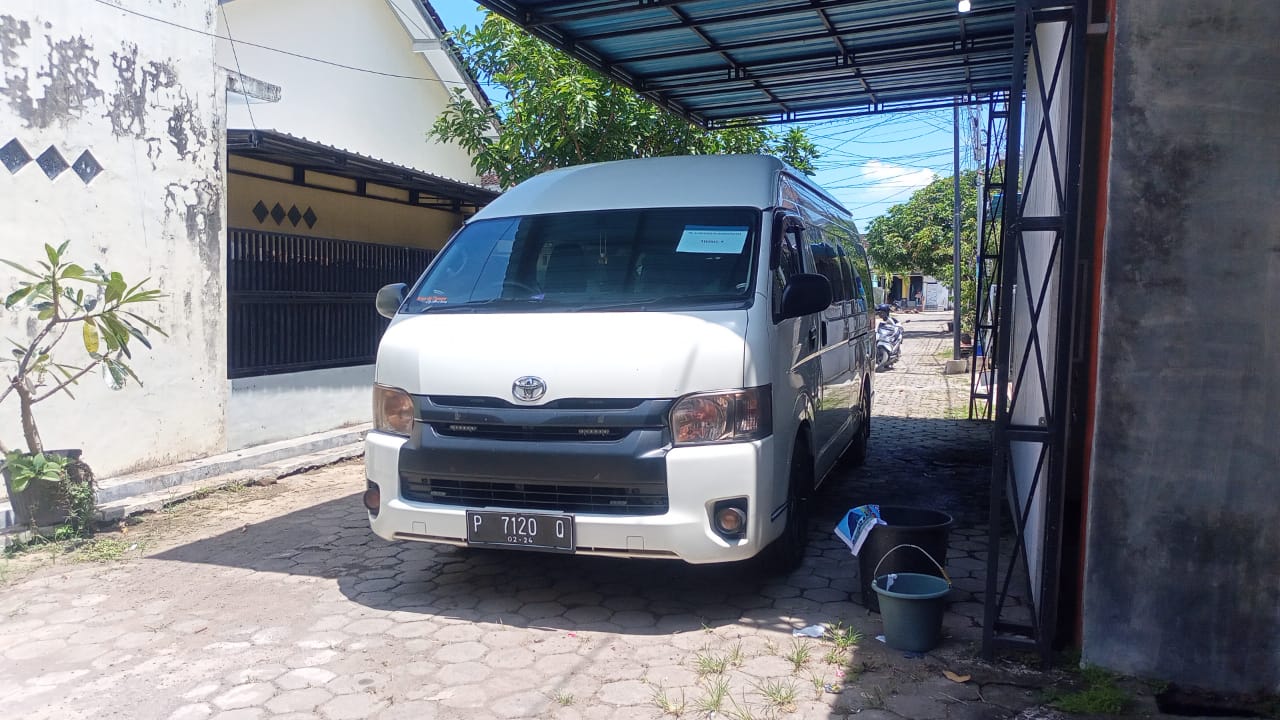 2023 Toyota Hiace Commuter Manual	Luxury Bekas 2023 Toyota Hiace Commuter Manual	Luxury Bekas