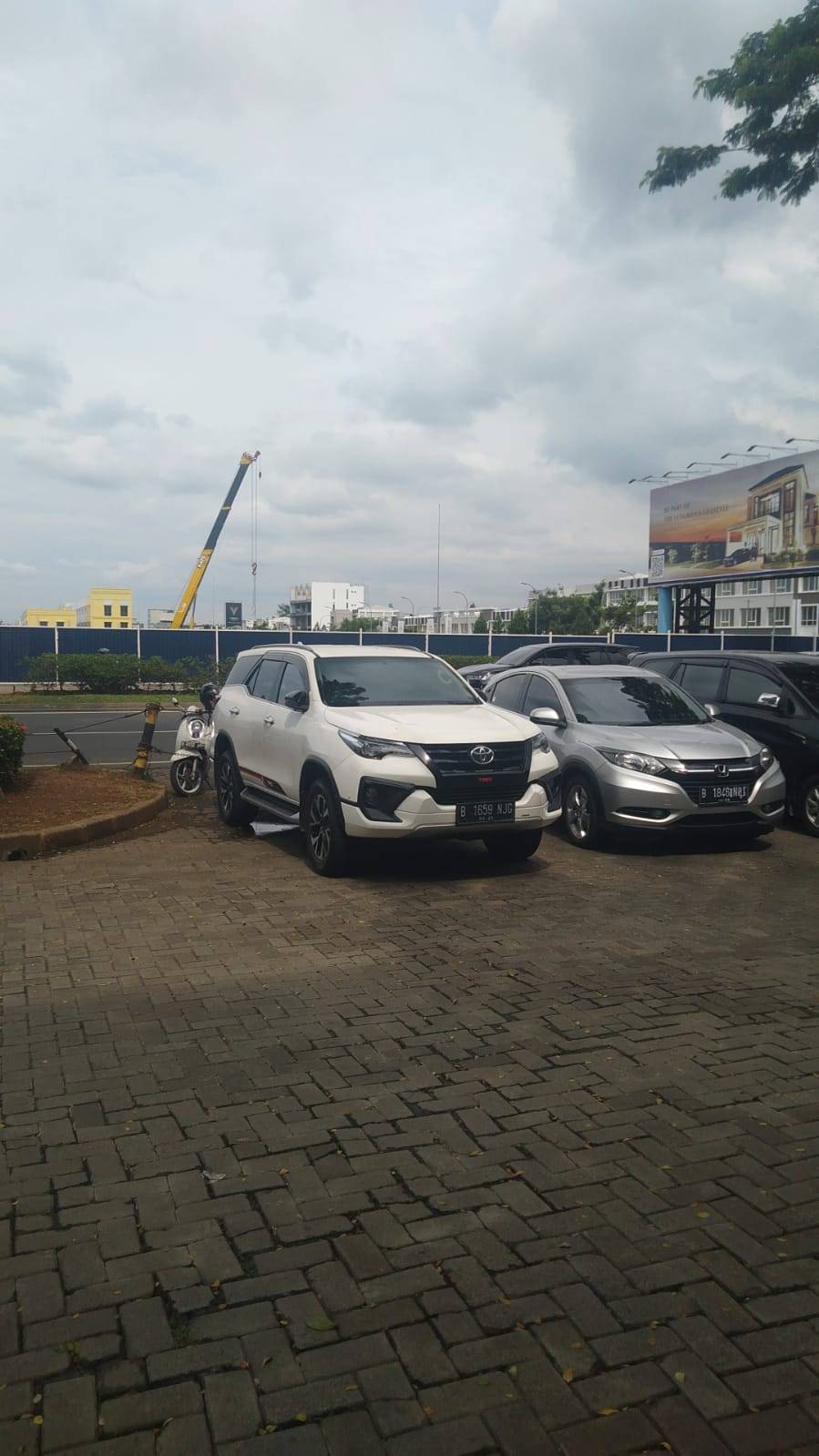 Second Hand 2018 Toyota Fortuner 4X2 G MT DIESEL TRD SPORTIVO Second Hand 2018 Toyota Fortuner 4X2 G MT DIESEL TRD SPORTIVO