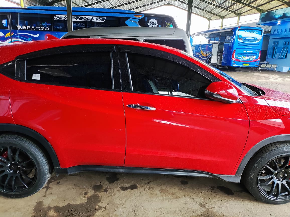 2016 Honda HRV  RU1 1.5 E CVT CKD 2016 Honda HRV  RU1 1.5 E CVT CKD