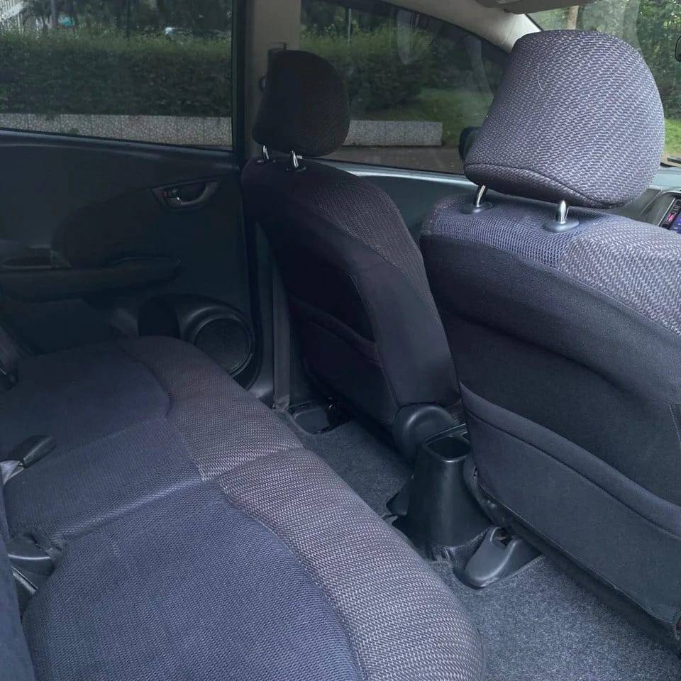 2013 Honda Jazz  1.5 GE8 AT 2013 Honda Jazz  1.5 GE8 AT