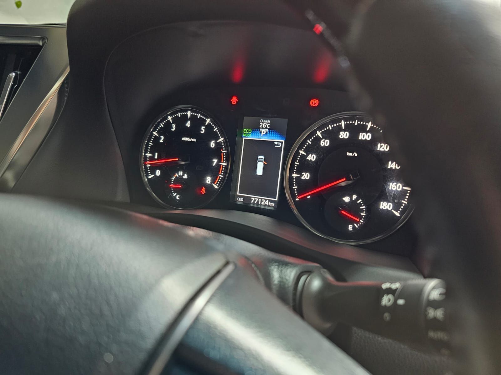 2015 Toyota Alphard 2.5 G A/T 2015 Toyota Alphard 2.5 G A/T