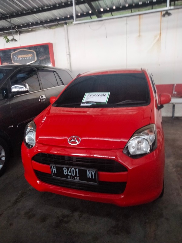 2015 Daihatsu Ayla 1.0L M MT