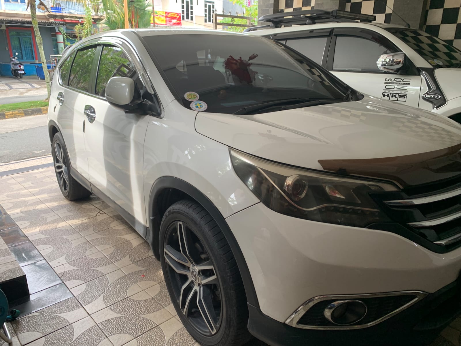 2013 Honda CRV  2.4L AUTOMATIC 2013 Honda CRV  2.4L AUTOMATIC