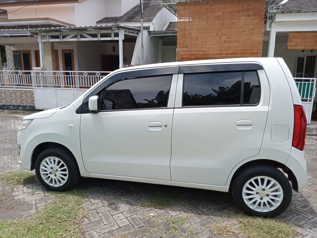 2016 Suzuki Karimun Wagon R GS 2016 Suzuki Karimun Wagon R GS
