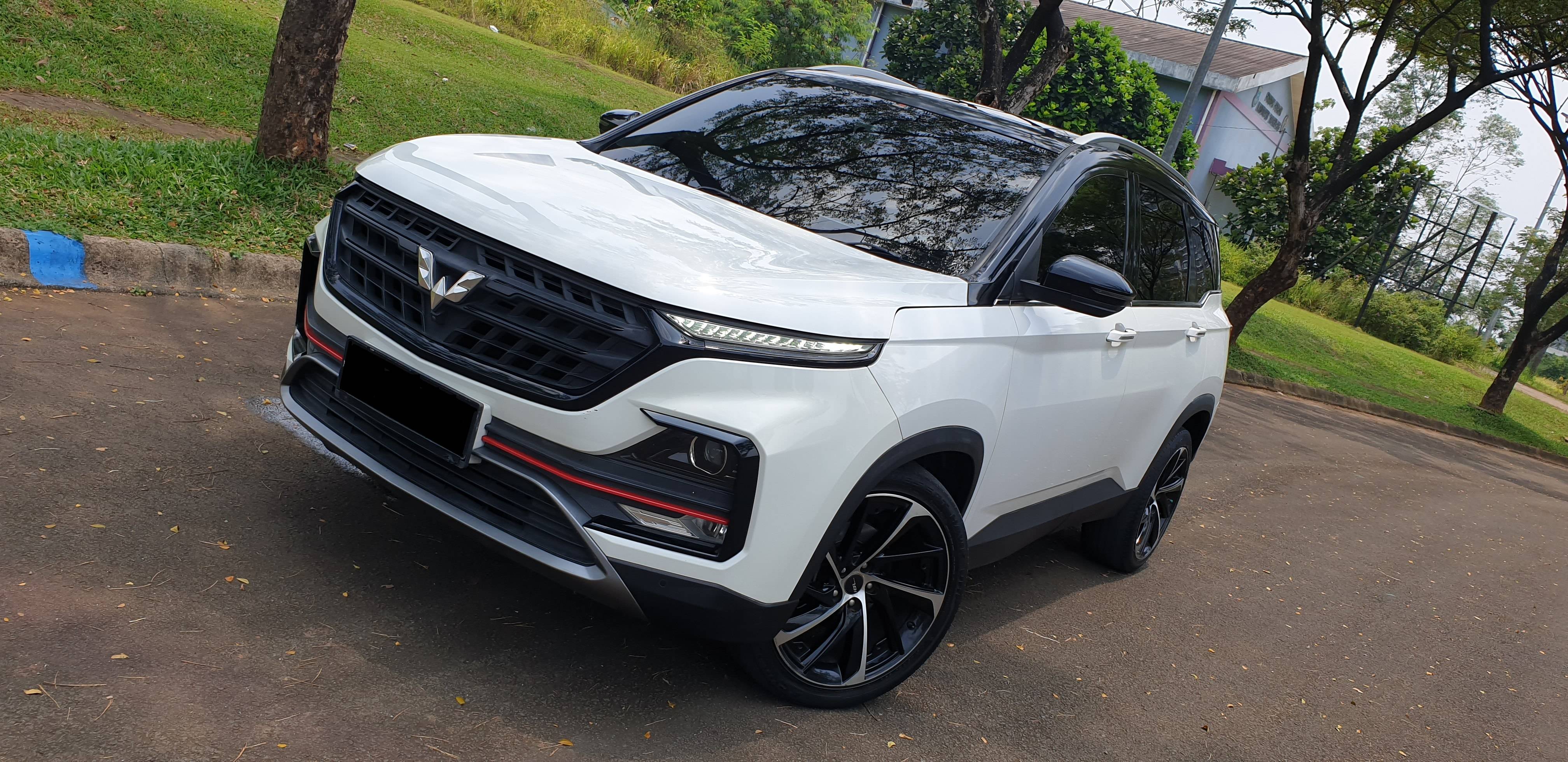 2019 Wuling Almaz 1.5 T LUX CVT Bekas 2019 Wuling Almaz 1.5 T LUX CVT Bekas