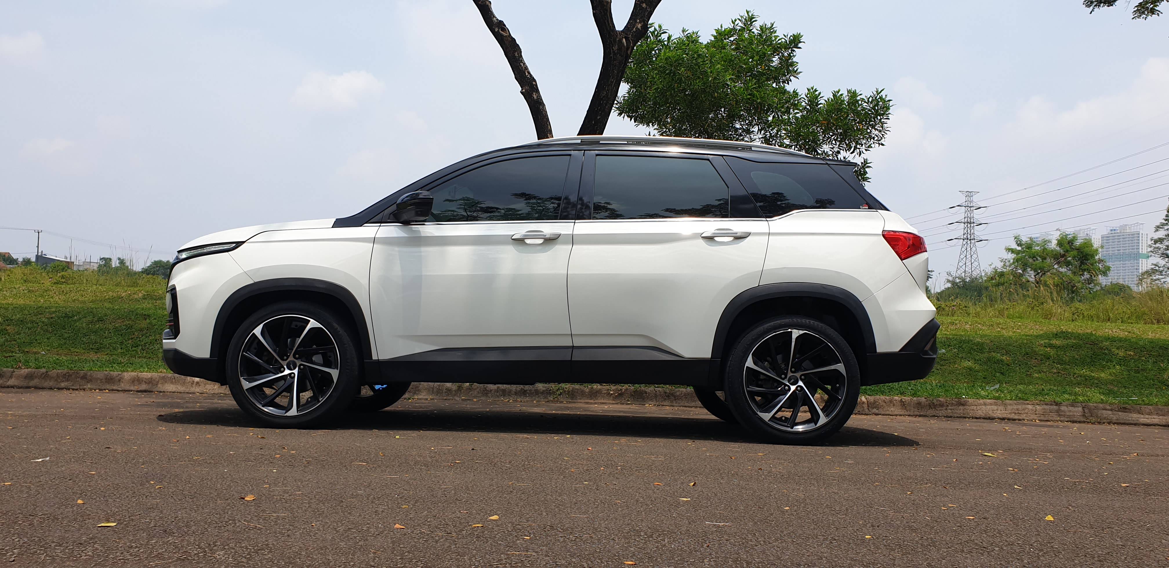 2019 Wuling Almaz 1.5 T LUX CVT 2019 Wuling Almaz 1.5 T LUX CVT