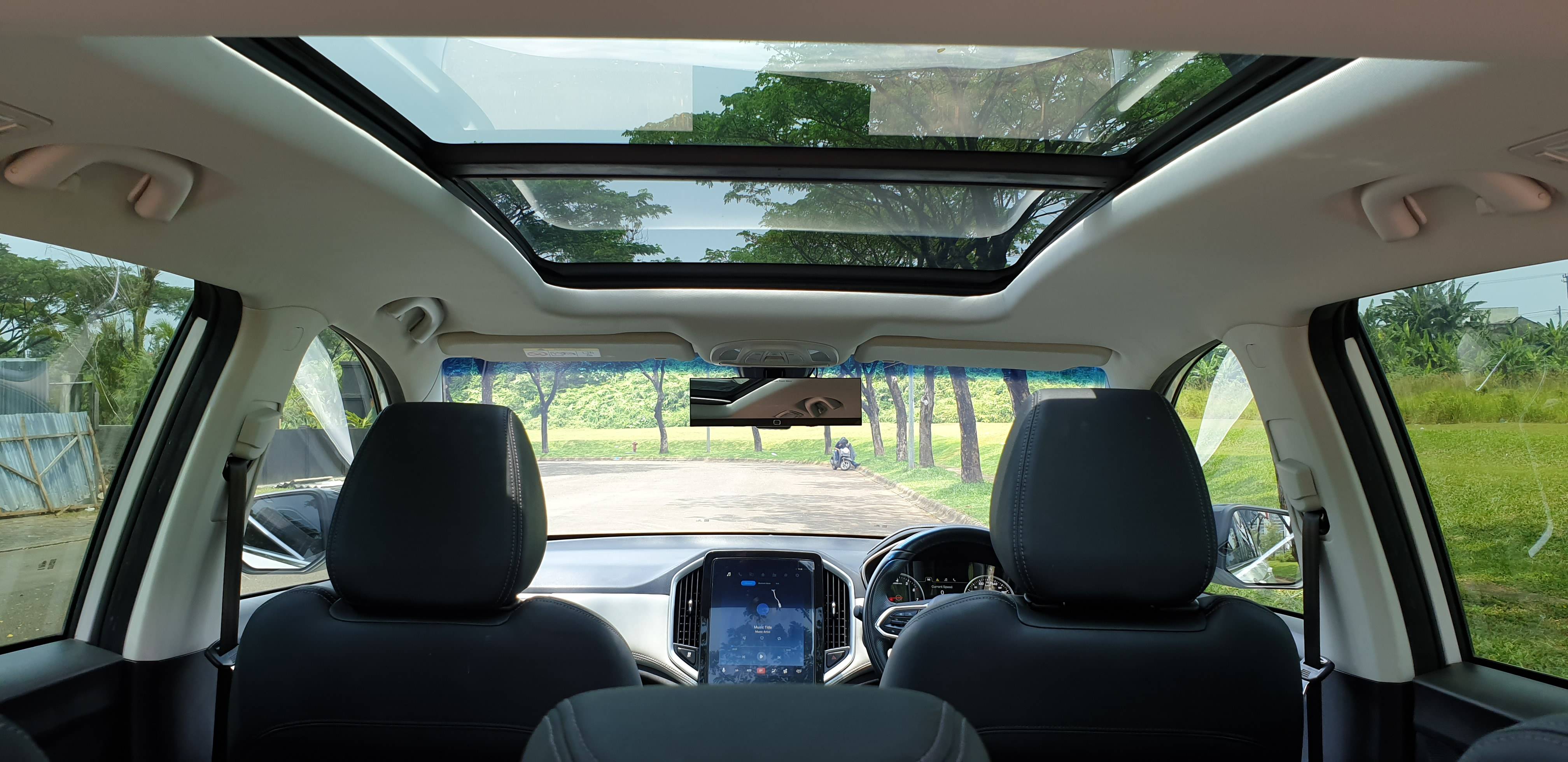 2019 Wuling Almaz 1.5 T LUX CVT 2019 Wuling Almaz 1.5 T LUX CVT