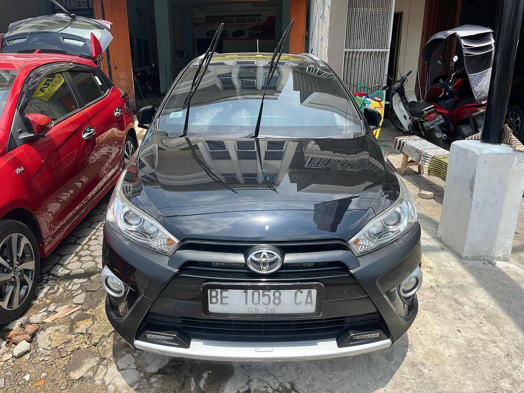 Second Hand 2017 Toyota Yaris Heykers CVT Second Hand 2017 Toyota Yaris Heykers CVT