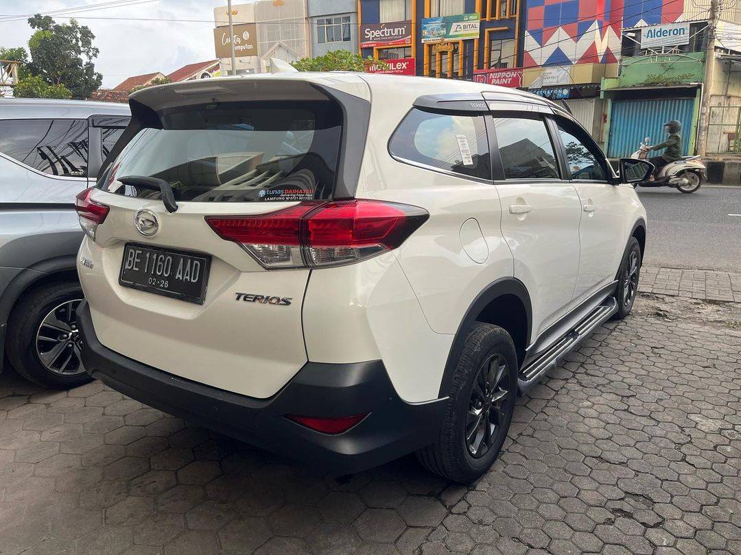 2021 Daihatsu Terios X M/T 2021 Daihatsu Terios X M/T