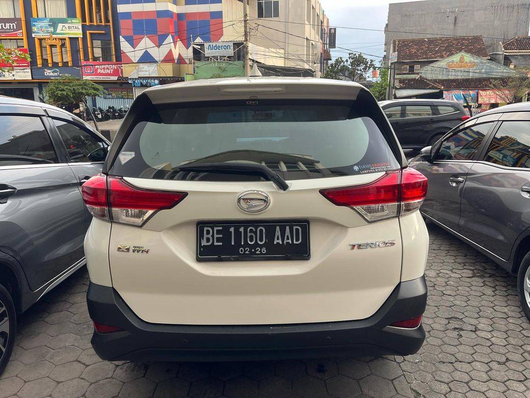 2021 Daihatsu Terios X M/T 2021 Daihatsu Terios X M/T