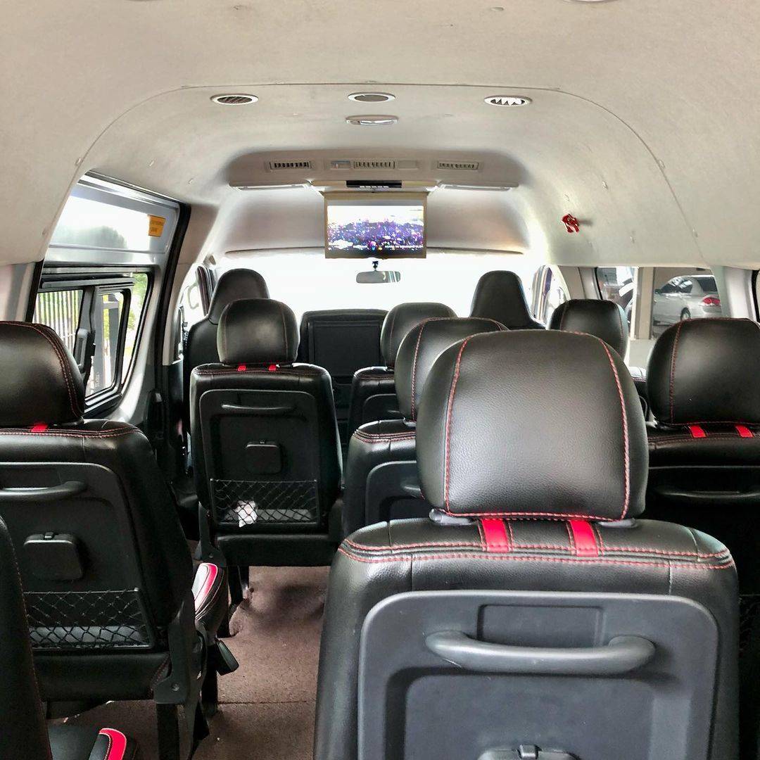 2018 Toyota Hiace COMMUTER DSL 2.5 2018 Toyota Hiace COMMUTER DSL 2.5