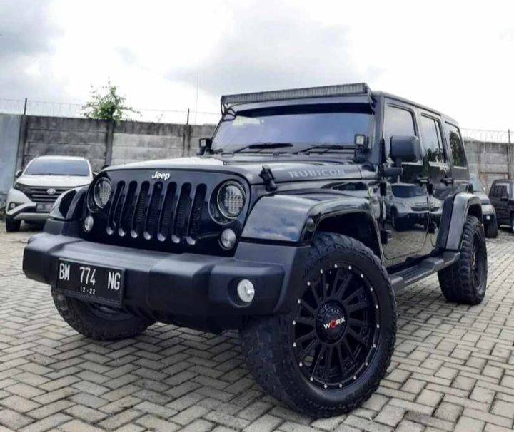 Second Hand 2015 Jeep Wrangler Sahara 3.6L Pentastar AT Second Hand 2015 Jeep Wrangler Sahara 3.6L Pentastar AT