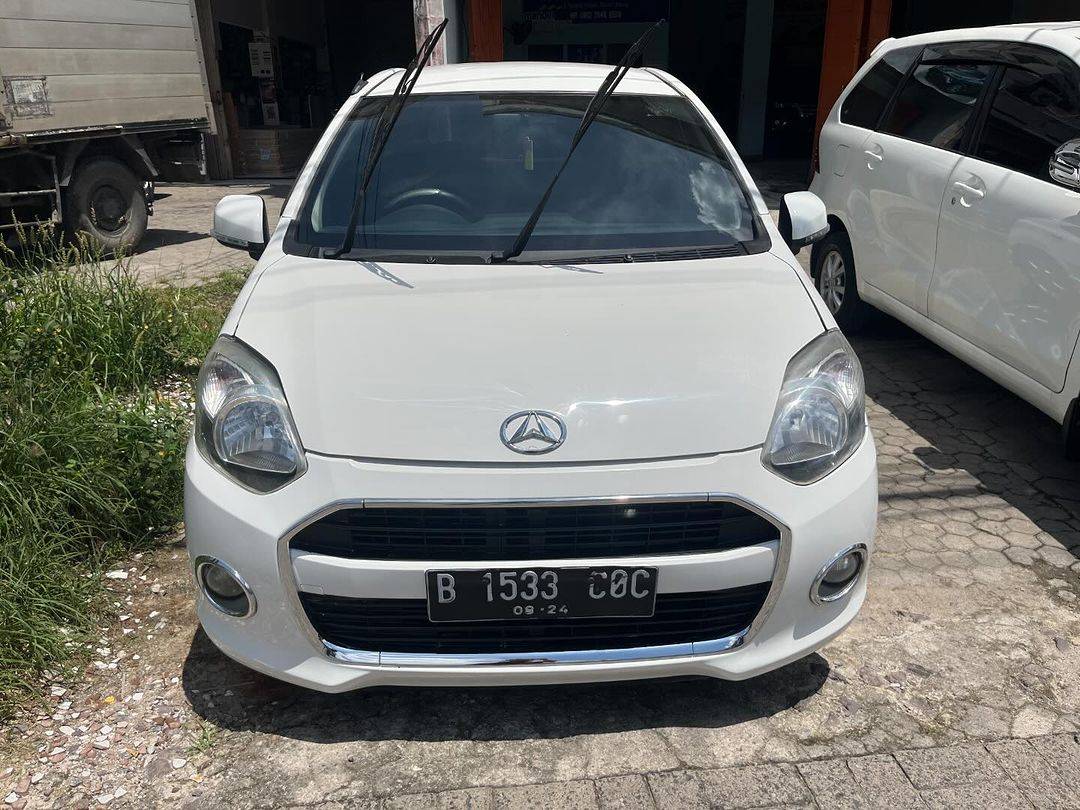 Second Hand 2016 Daihatsu Ayla 1.0L X AT Second Hand 2016 Daihatsu Ayla 1.0L X AT