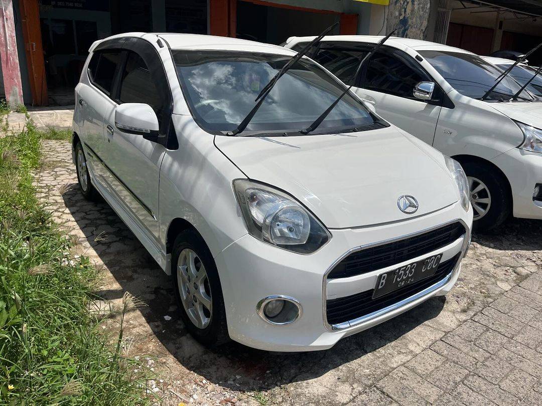 2016 Daihatsu Ayla 1.0L X AT 2016 Daihatsu Ayla 1.0L X AT
