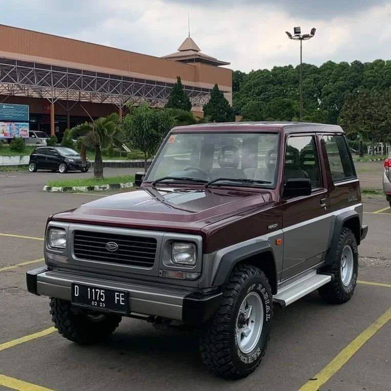 2001 Daihatsu Feroza Bekas 2001 Daihatsu Feroza Bekas