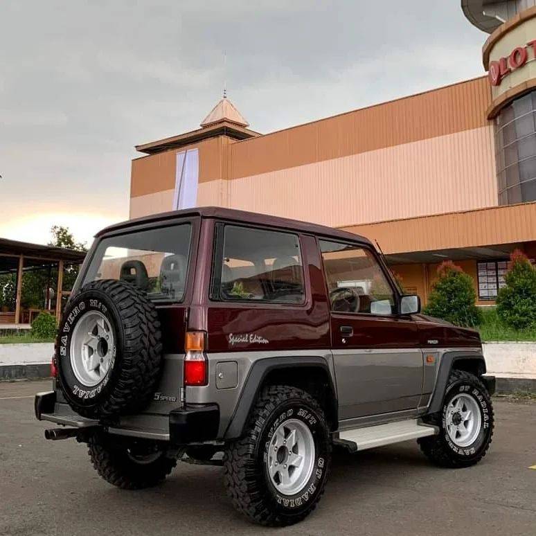 2001 Daihatsu Feroza 2001 Daihatsu Feroza