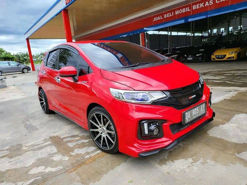 2014 Honda Jazz  1.5L RS AT 2014 Honda Jazz  1.5L RS AT