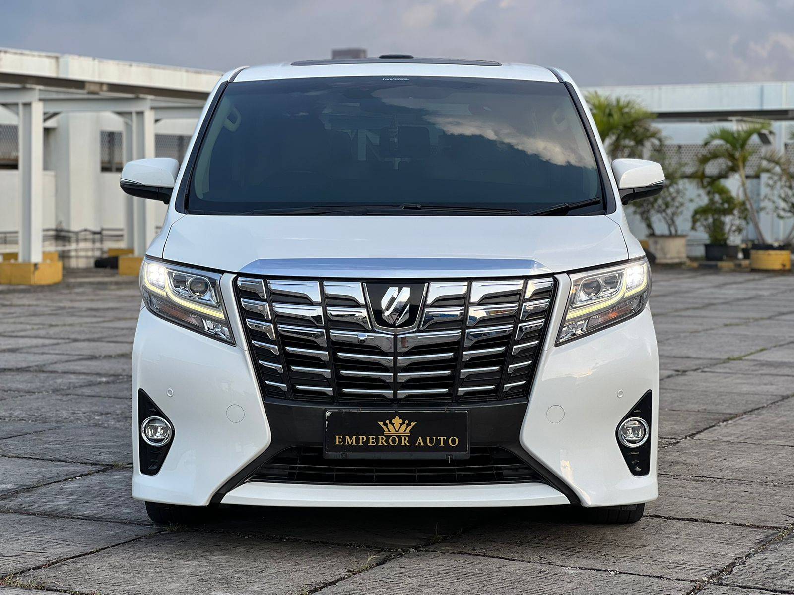 2017 Toyota Alphard 2.5 G