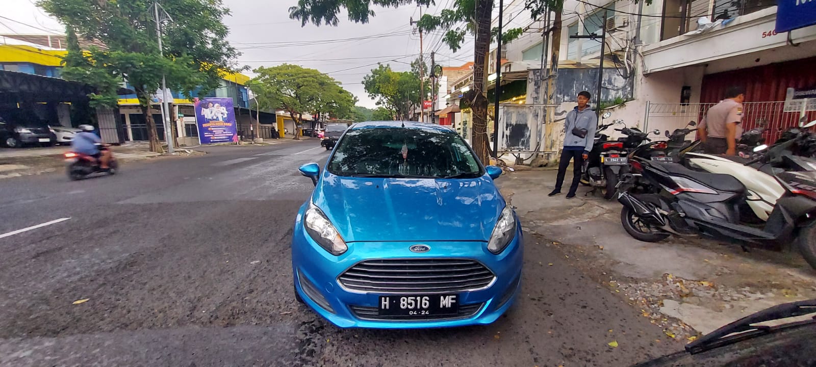 2013 Ford Fiesta Trend 1.5L AT 2013 Ford Fiesta Trend 1.5L AT