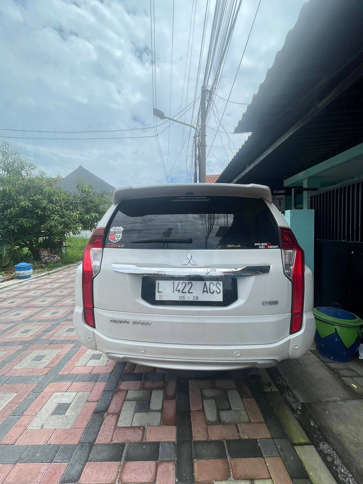 2017 Mitsubishi Pajero Sport Dakar AT 4x2 2017 Mitsubishi Pajero Sport Dakar AT 4x2