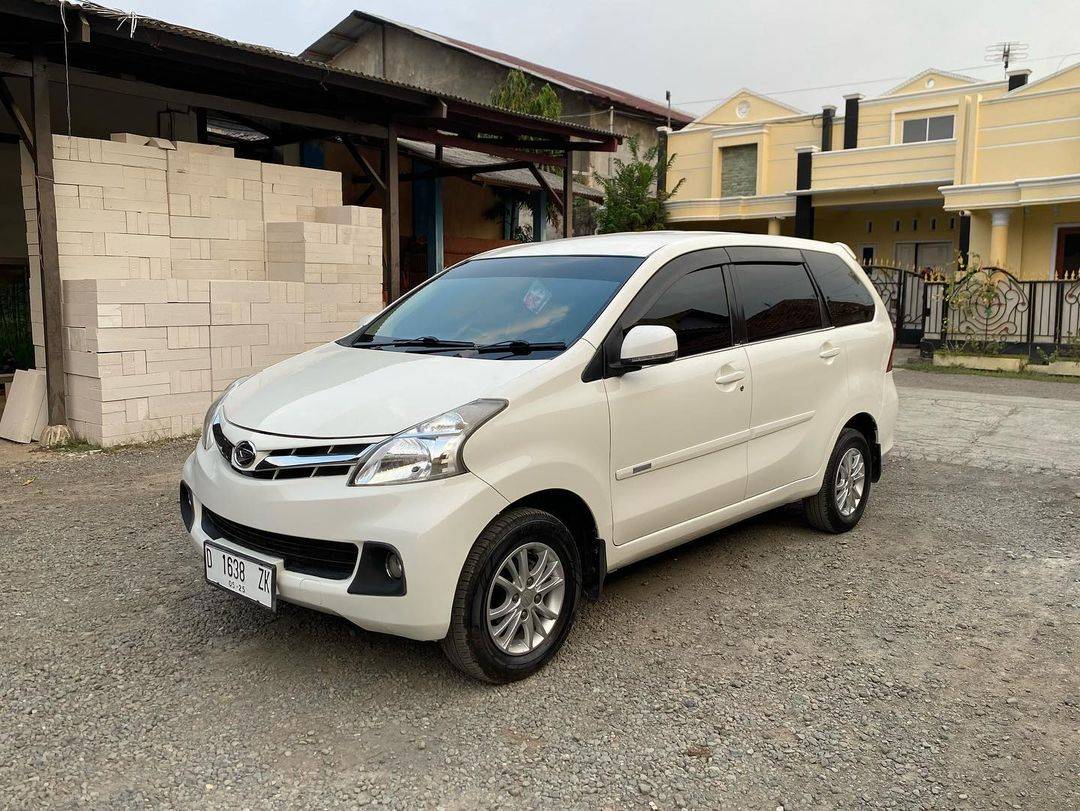 2015 Daihatsu Xenia 1.3 X MT 2015 Daihatsu Xenia 1.3 X MT