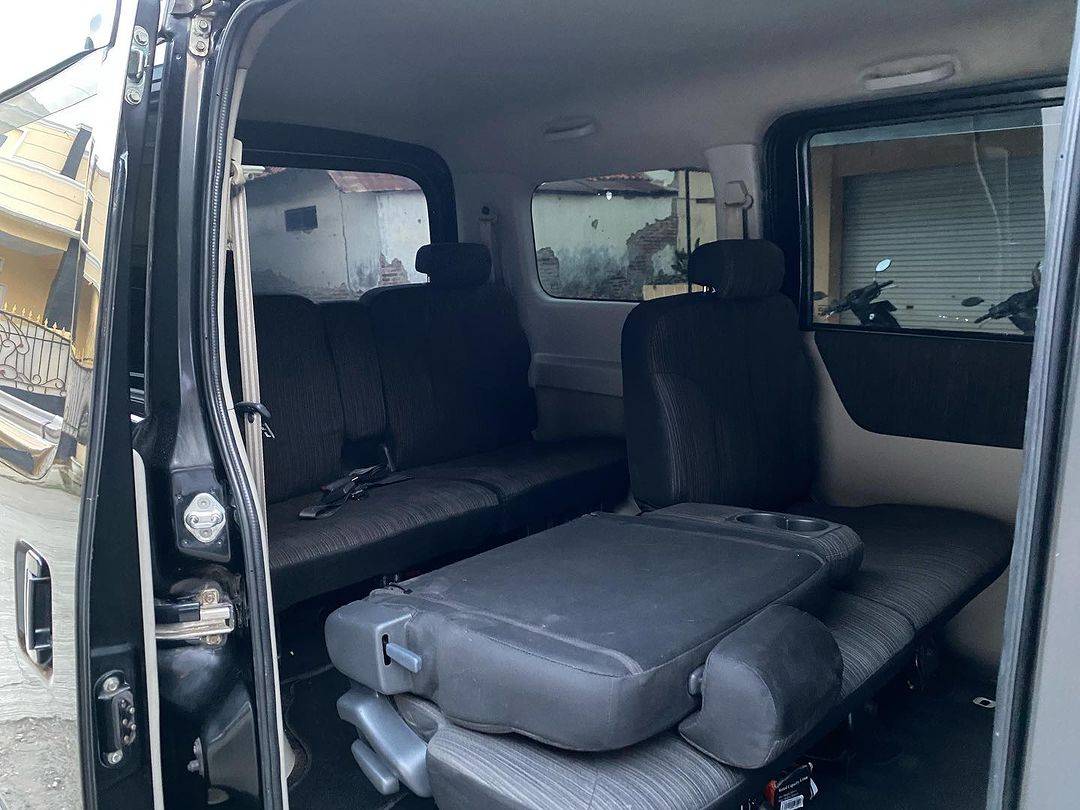 2016 Daihatsu Luxio 1.5L X MT STD 2016 Daihatsu Luxio 1.5L X MT STD