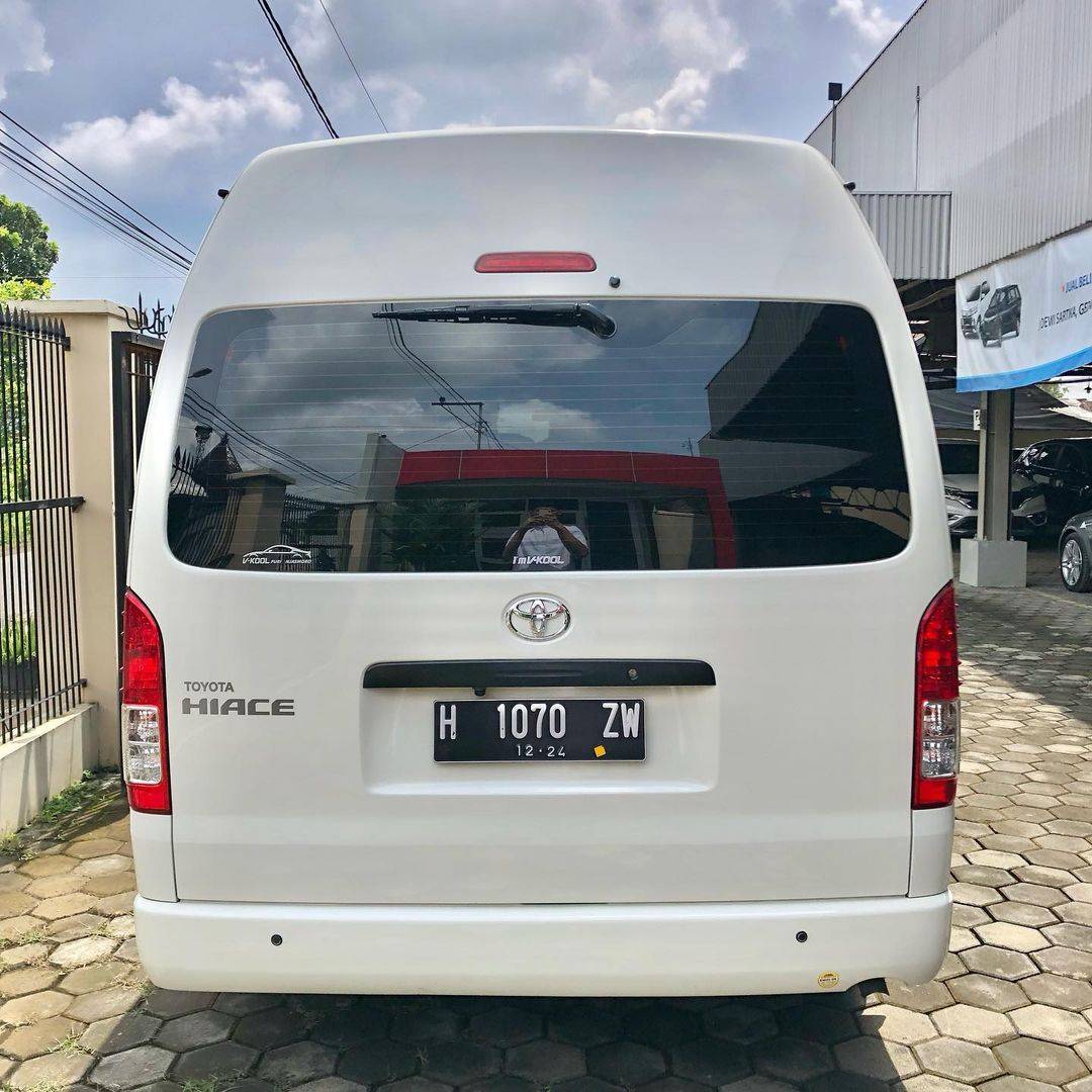 2019 Toyota Hiace COMMUTER DSL 2.5 2019 Toyota Hiace COMMUTER DSL 2.5