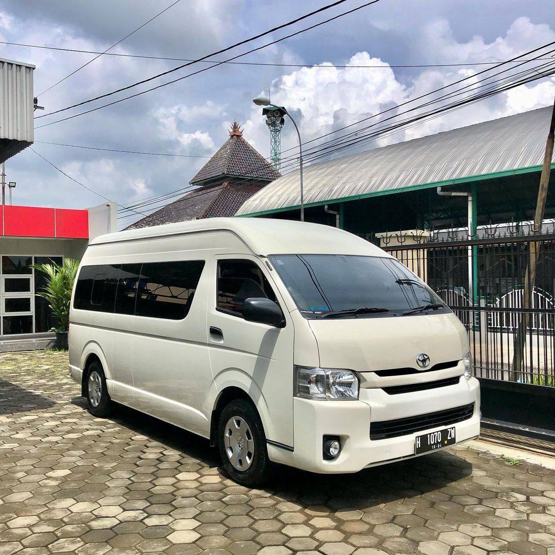 2019 Toyota Hiace COMMUTER DSL 2.5 2019 Toyota Hiace COMMUTER DSL 2.5