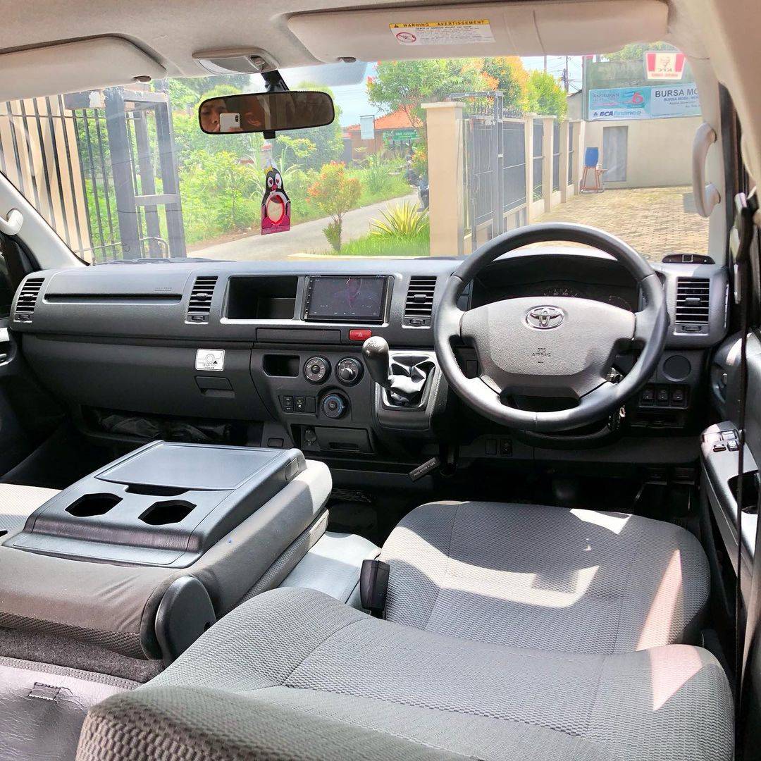 2019 Toyota Hiace COMMUTER DSL 2.5 2019 Toyota Hiace COMMUTER DSL 2.5