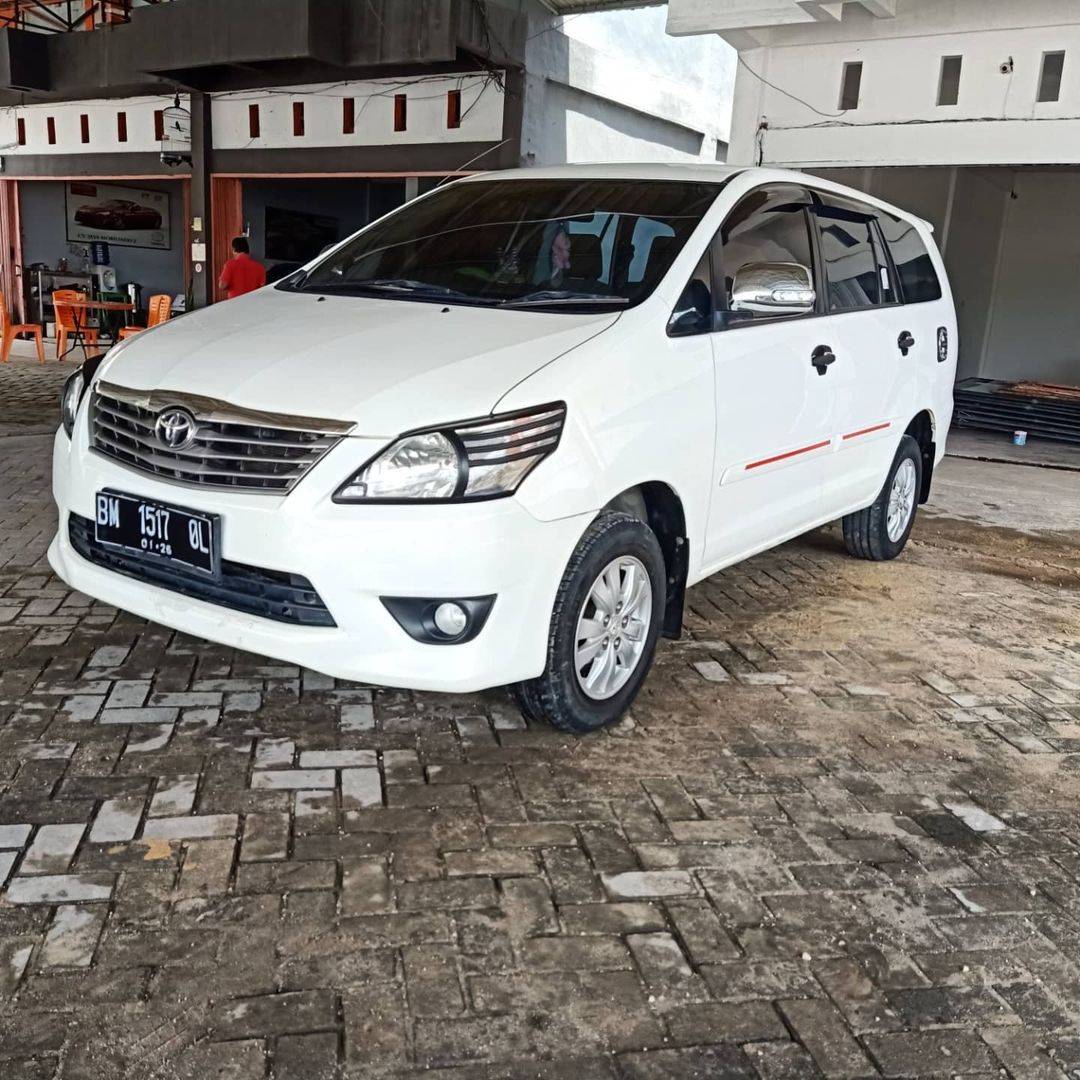 2011 Toyota Kijang Innova 2011 Toyota Kijang Innova