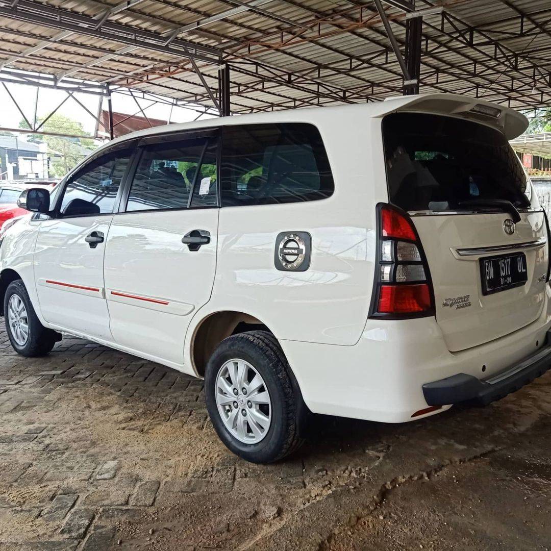 2011 Toyota Kijang Innova 2011 Toyota Kijang Innova