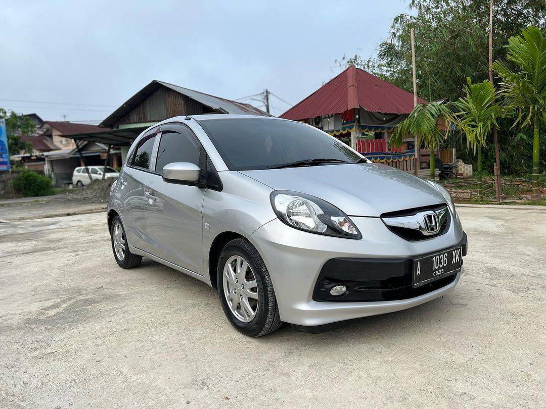 Second Hand 2015 Honda Brio E 1.3L M/T Second Hand 2015 Honda Brio E 1.3L M/T