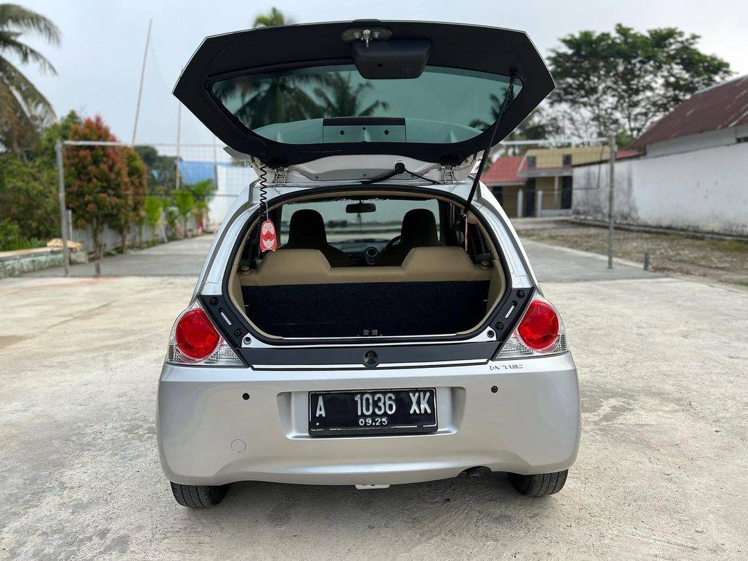 2015 Honda Brio E 1.3L M/T 2015 Honda Brio E 1.3L M/T