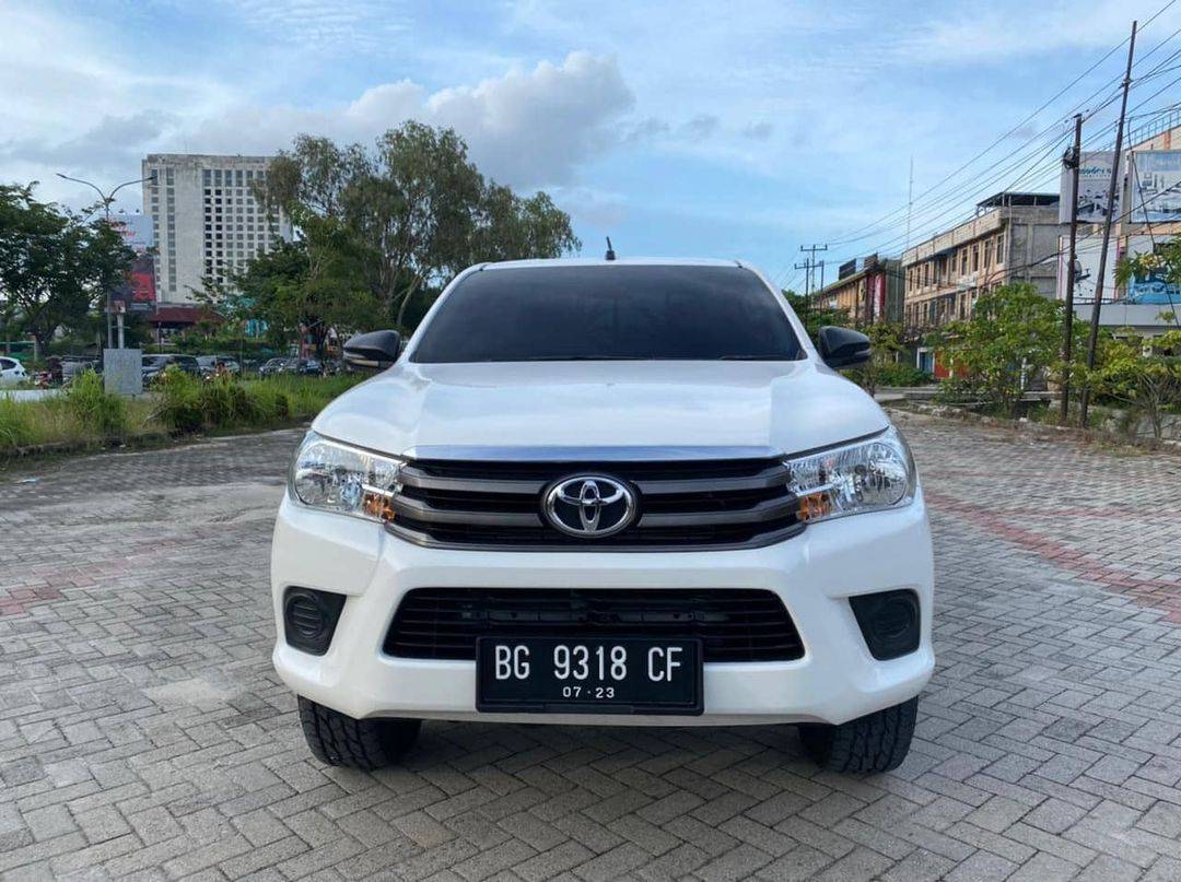 Second Hand 2018 Toyota Hilux Double Cabin 2.5L MT