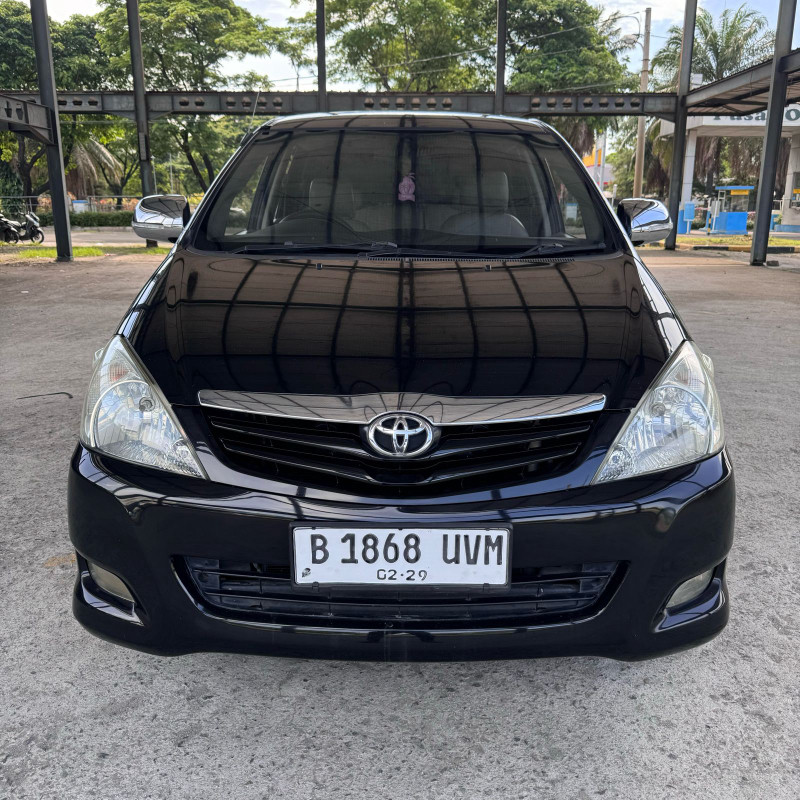2011 Toyota Innova 2011 Toyota Innova
