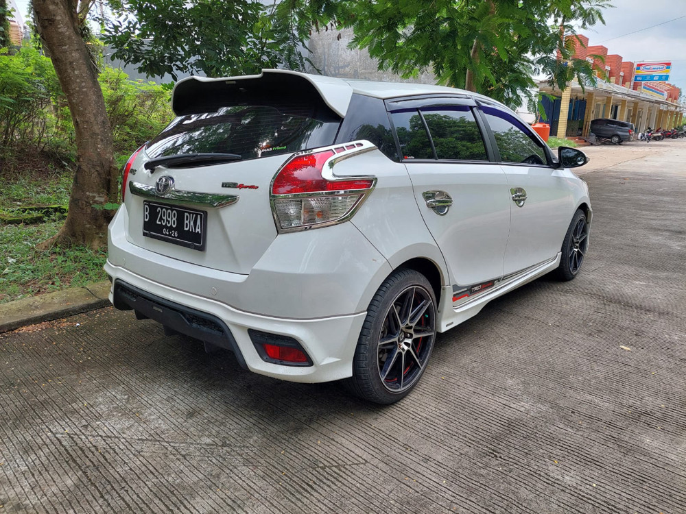 2016 Toyota Yaris 2016 Toyota Yaris