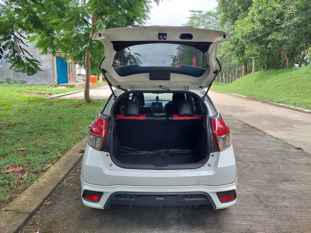 2016 Toyota Yaris 2016 Toyota Yaris