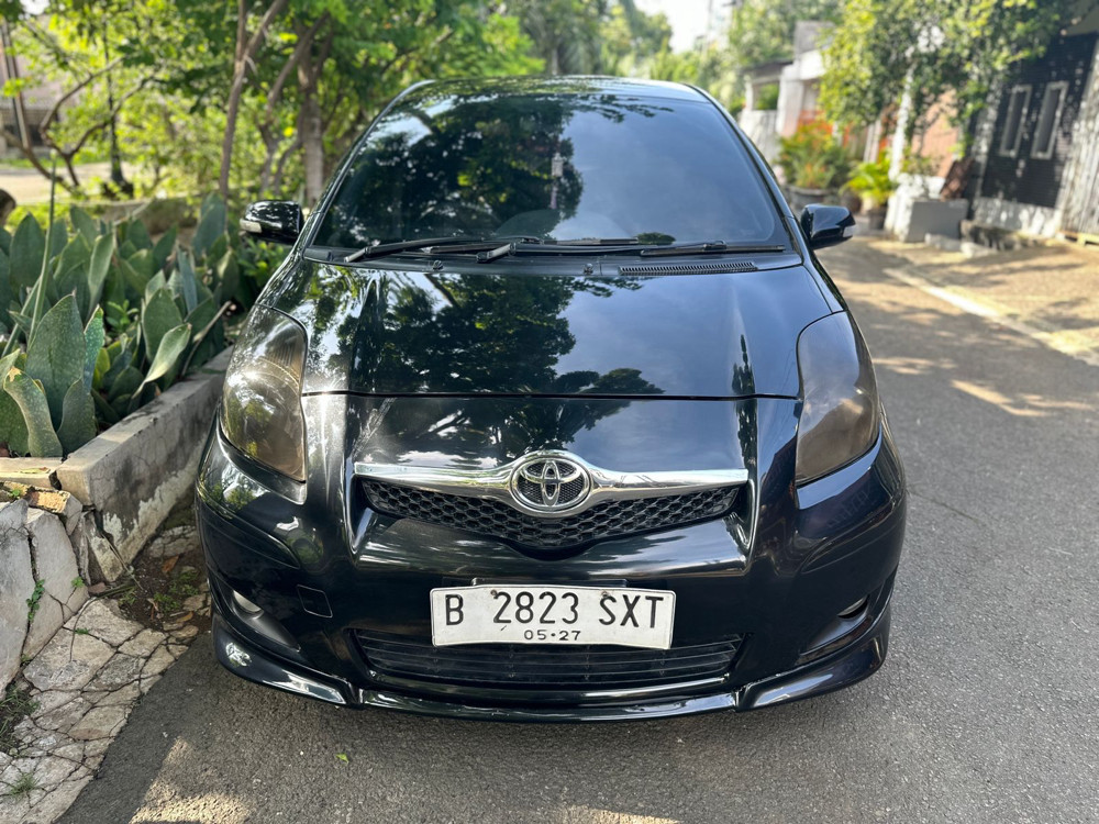 2010 Toyota Yaris 2010 Toyota Yaris