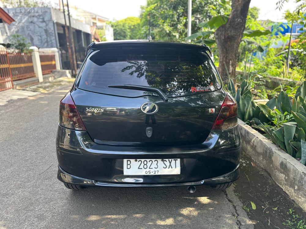 2010 Toyota Yaris 2010 Toyota Yaris