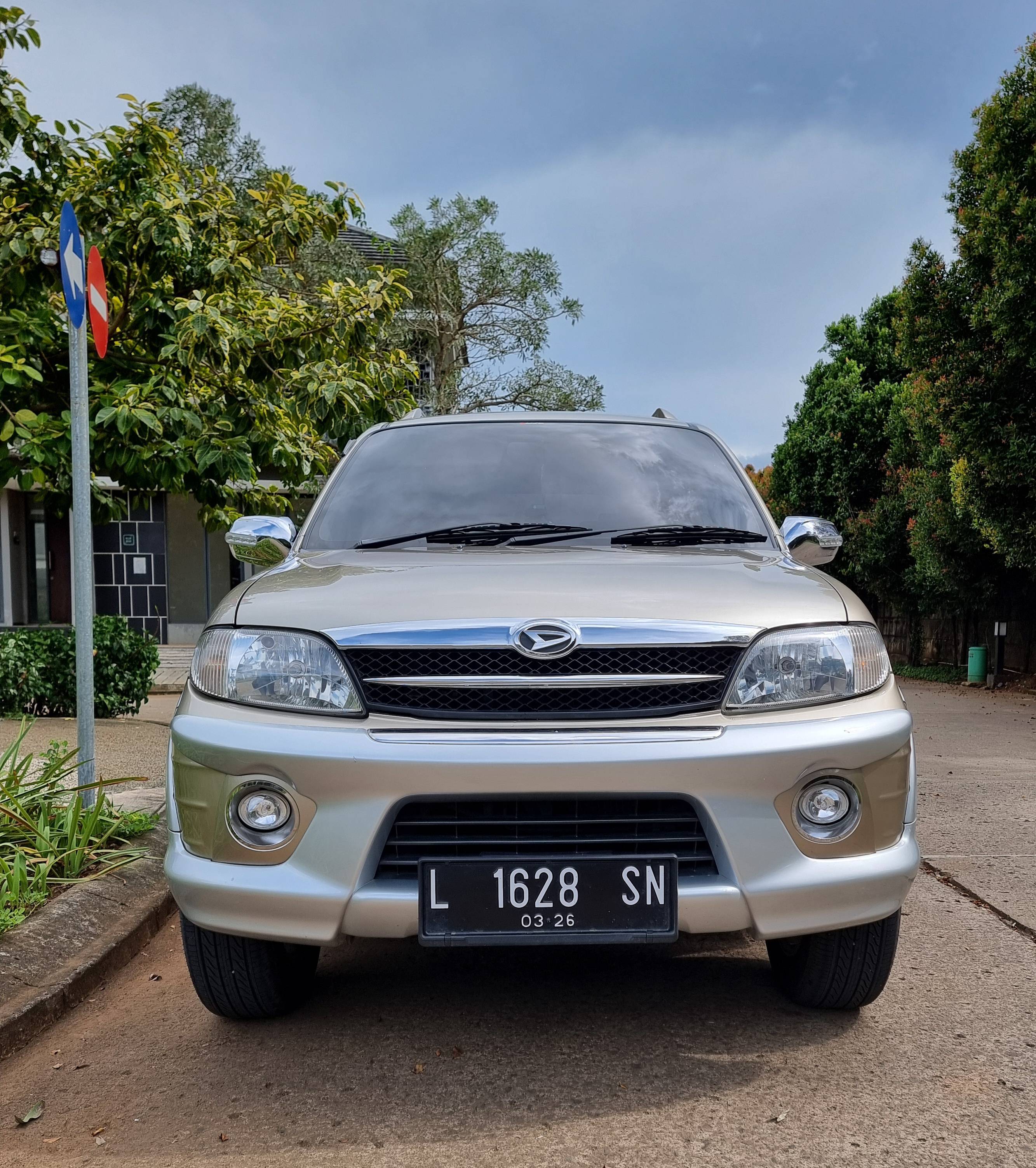 2005 Daihatsu Taruna CX OXXY 1.5L MT Bekas 2005 Daihatsu Taruna CX OXXY 1.5L MT Bekas